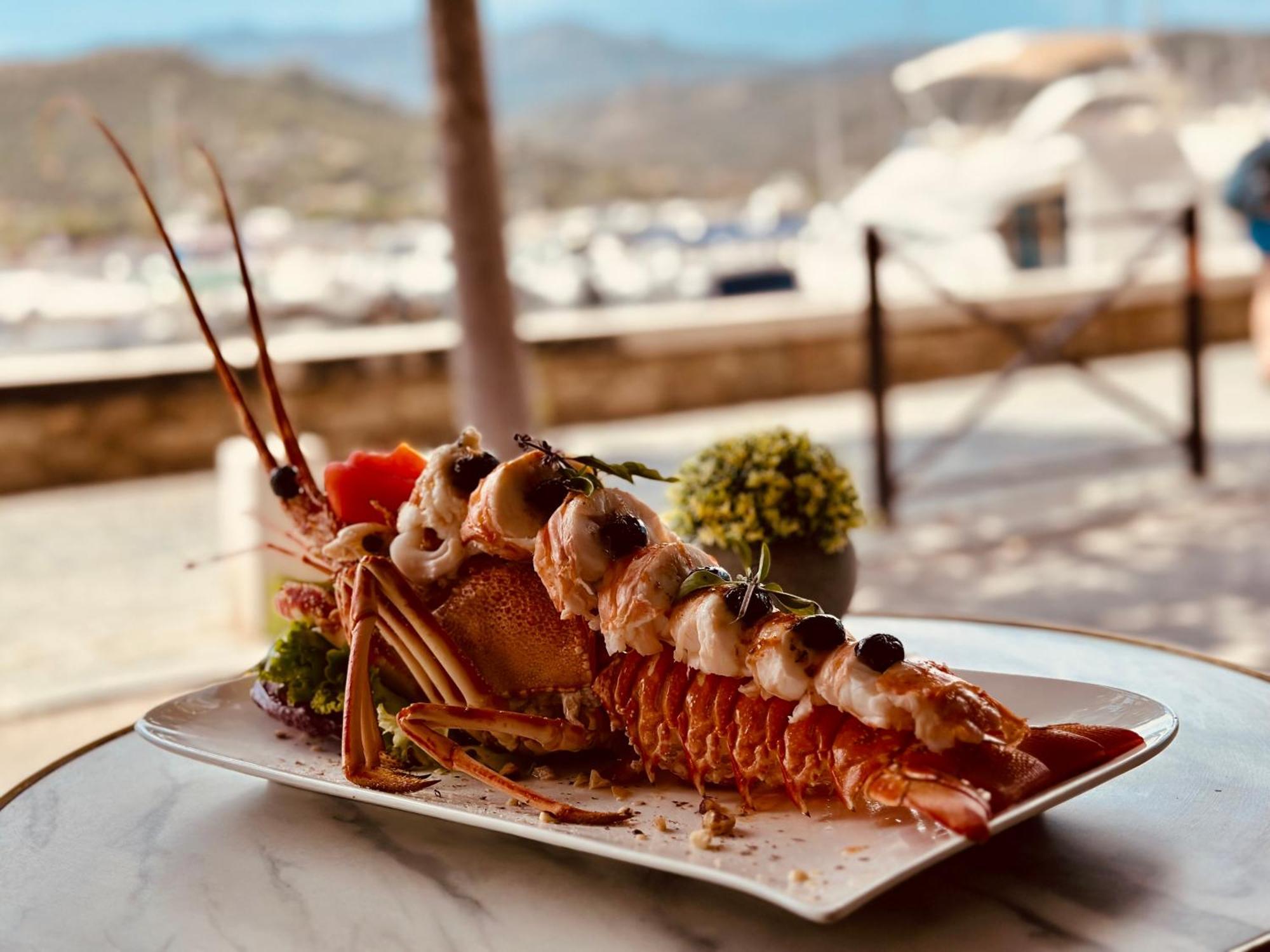 Hotel Restaurant L'Europe แซ็งต์-โฟลร็องต์ ภายนอก รูปภาพ