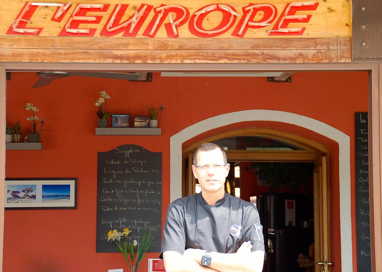 Hotel Restaurant L'Europe แซ็งต์-โฟลร็องต์ ภายนอก รูปภาพ